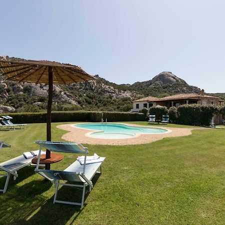 Villa Iris With Pool バージャ・サルディニア エクステリア 写真