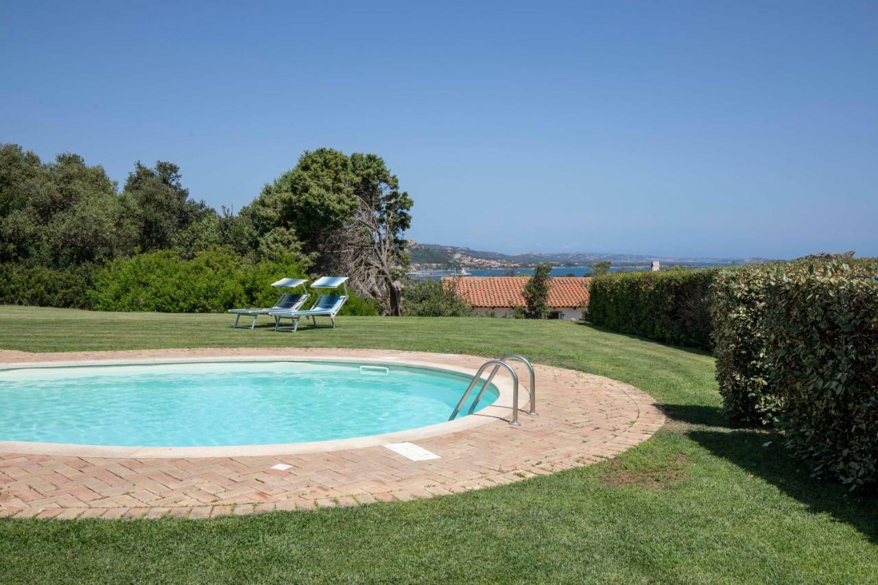 Villa Iris With Pool バージャ・サルディニア エクステリア 写真